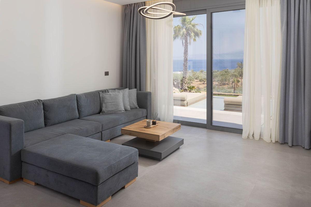 Zeus Luxury Villas